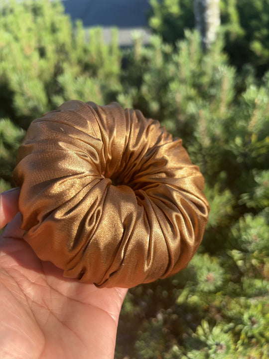 GOLDEN MULBERRY SILK HAIR-BUN-MAKER